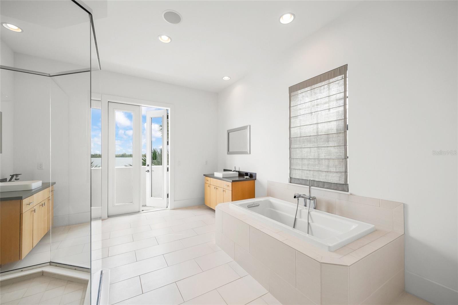 OCEAN VIEW - Residential