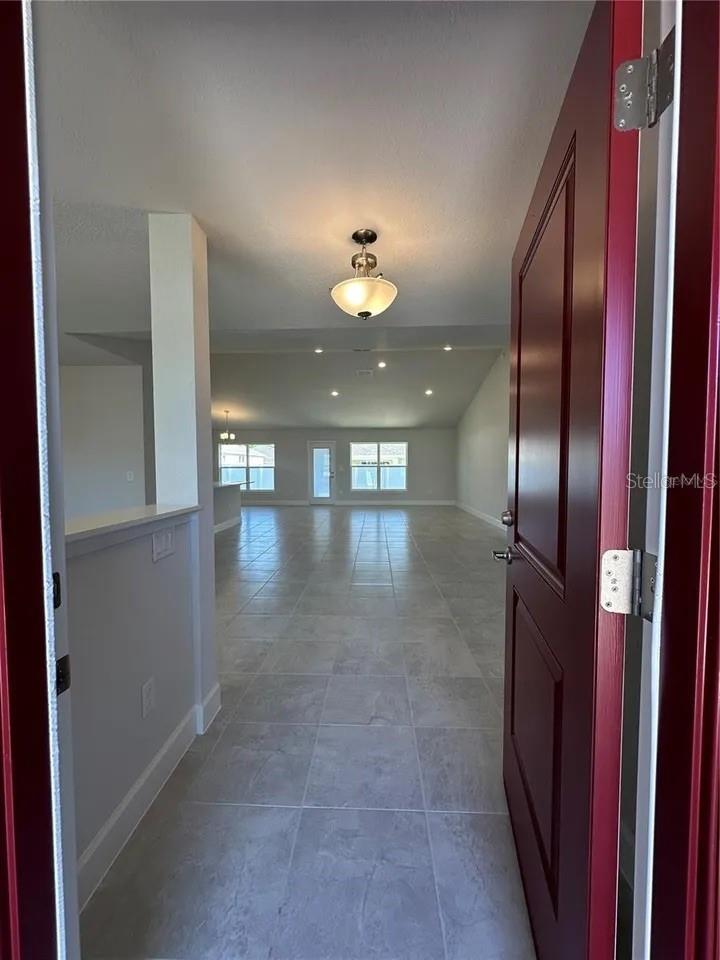 OAKS AT OCALA CROSSINGS S - Residential Lease