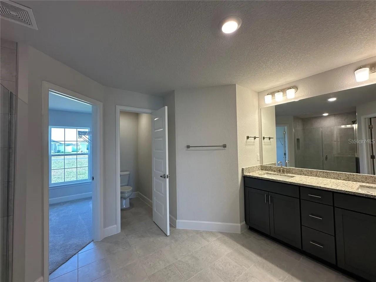 OAKS AT OCALA CROSSINGS S - Residential Lease