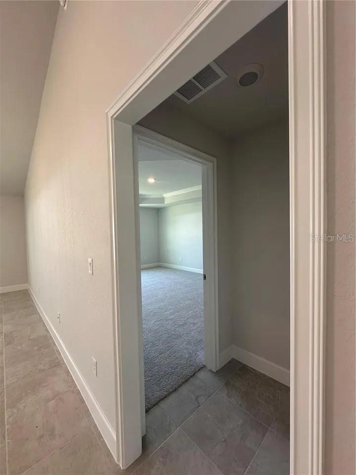 OAKS AT OCALA CROSSINGS S - Residential Lease