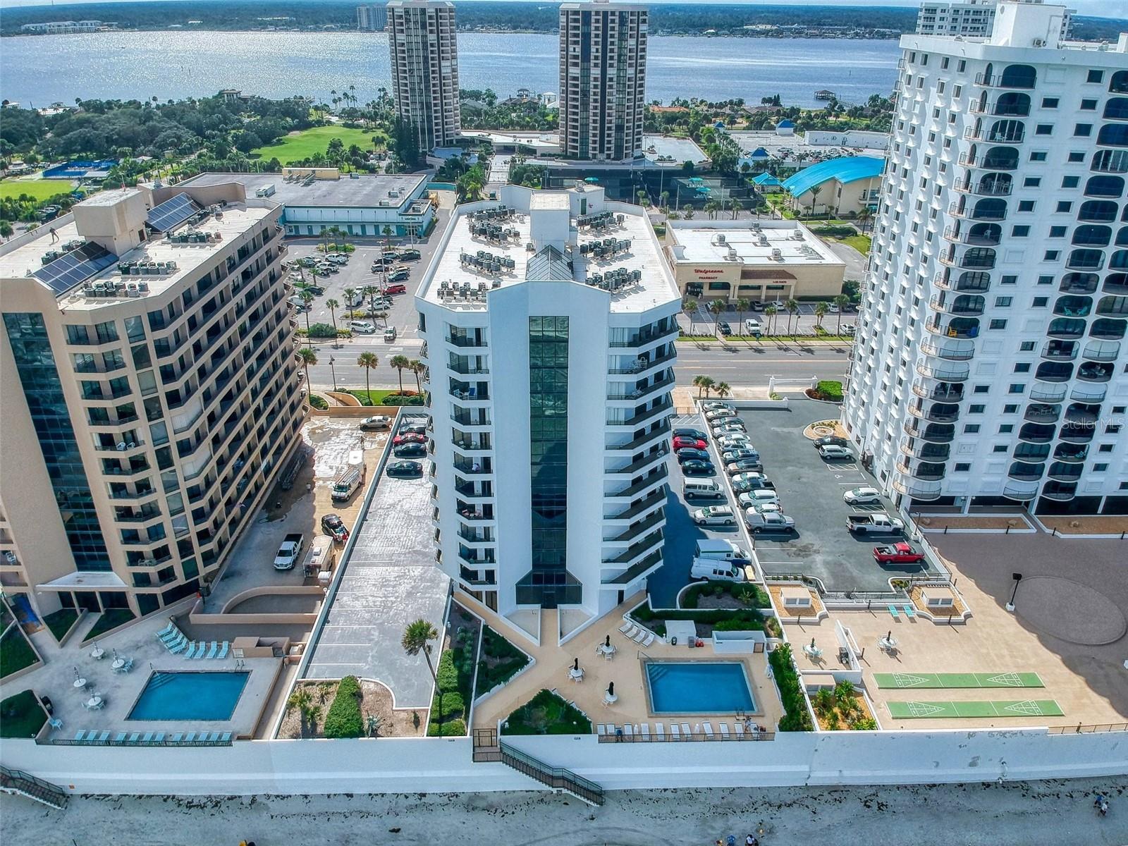 OCEANS ATRIUM 01 CONDO - Residential
