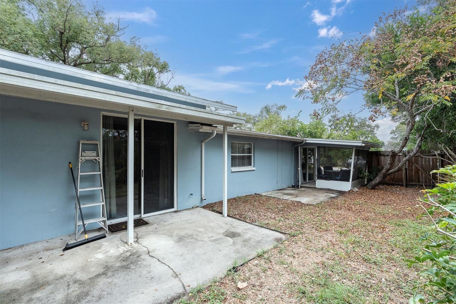 PALM HARBOR HEIGHTS - Residential