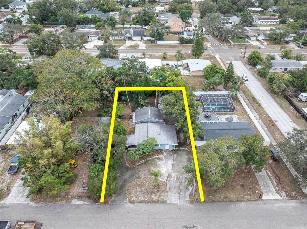 Photo of 1610 Indiana Avenue, Palm Harbor, FL 34683 (MLS # TB8454394)