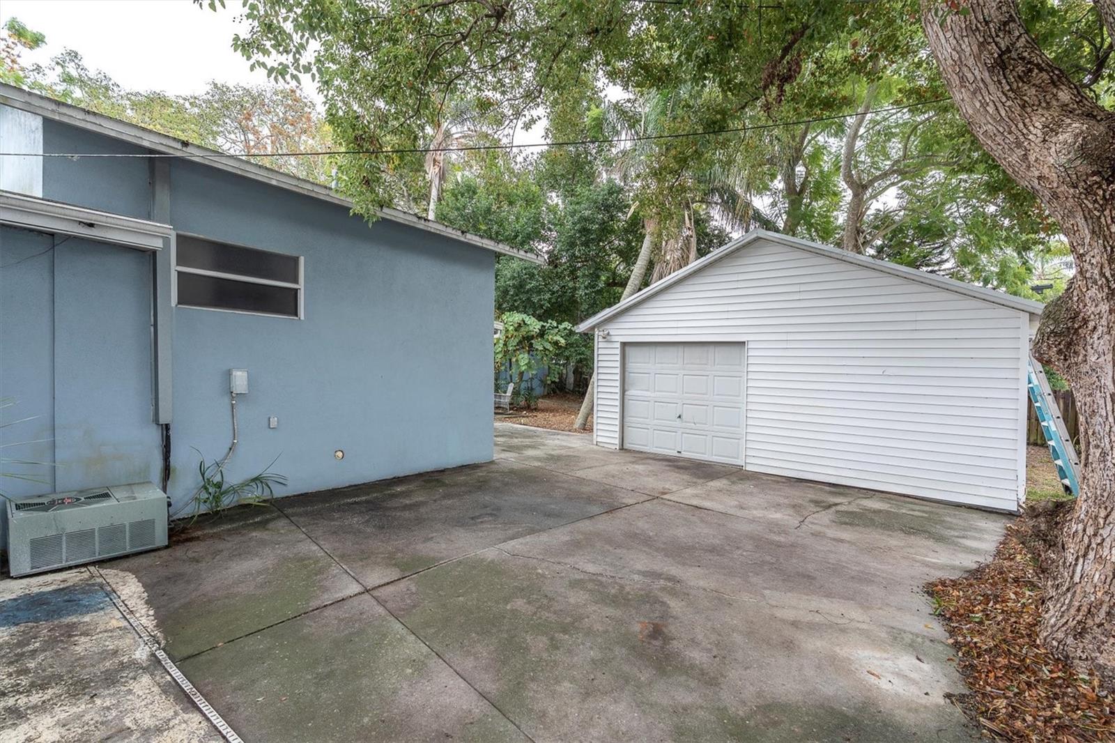 PALM HARBOR HEIGHTS - Residential