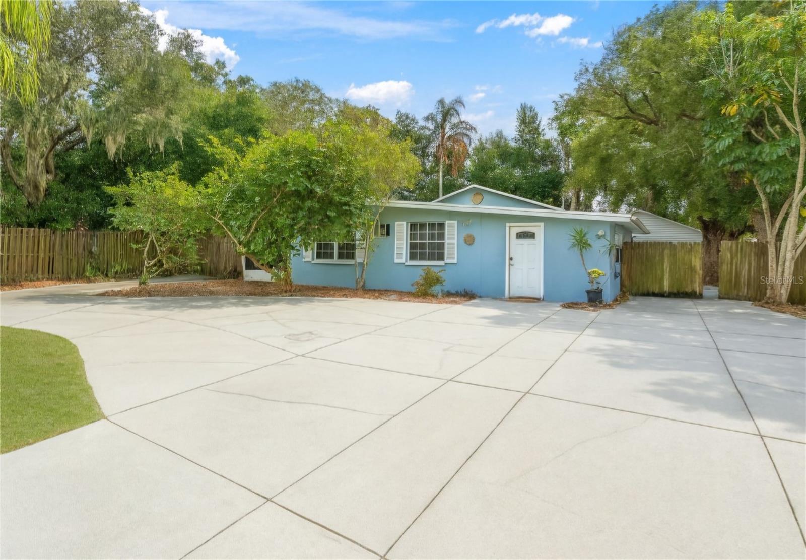 PALM HARBOR HEIGHTS - Residential