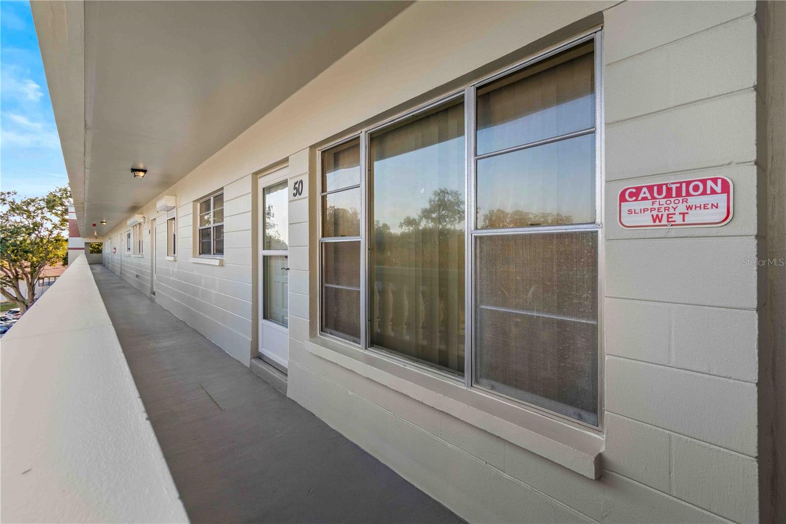 ON TOP OF THE WORLD - Residential