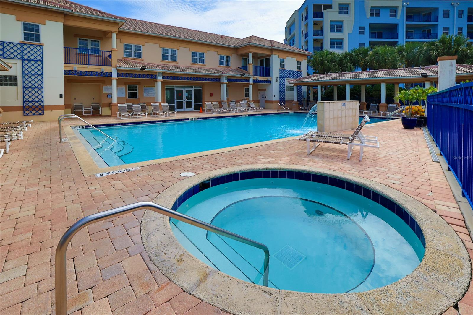 Ocean Walk/New Smyrna Bch Bldg - Residential