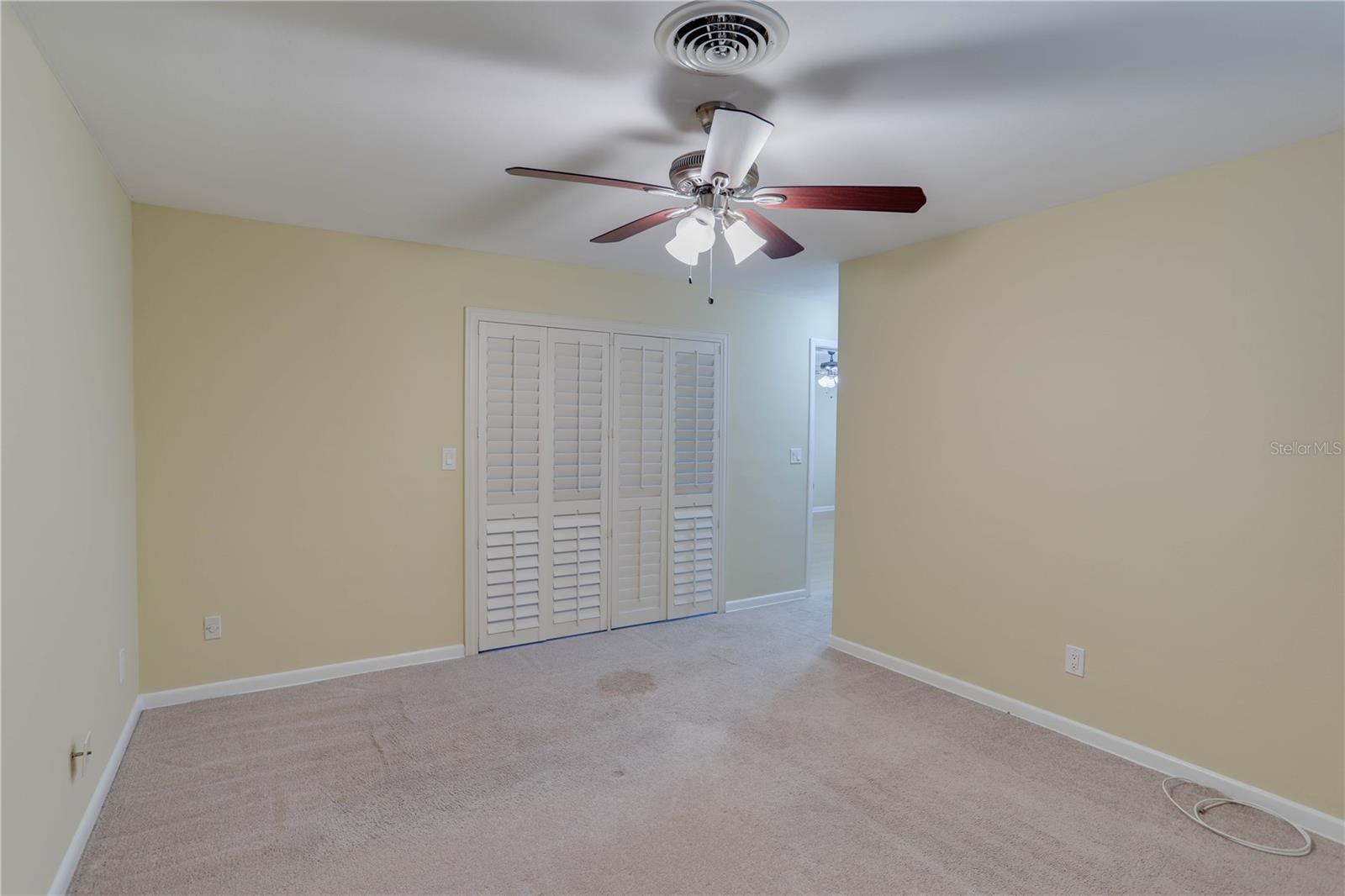 ENGLISH ESTATES UNIT 2 - Residential Lease