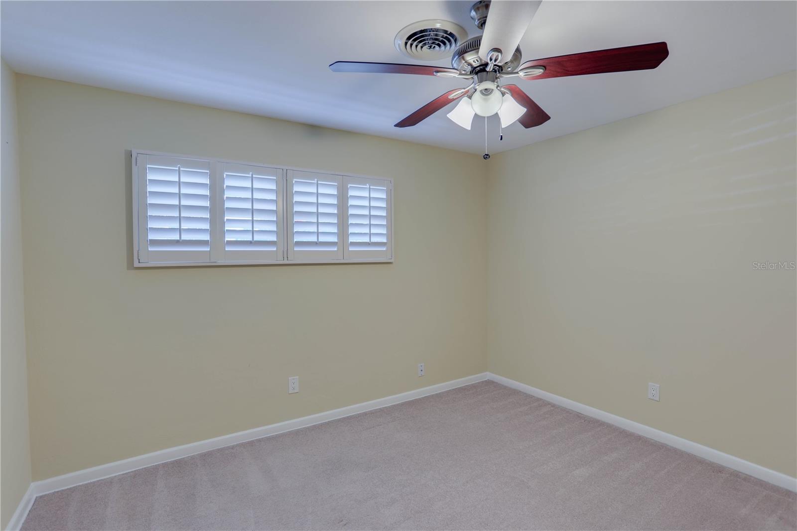 ENGLISH ESTATES UNIT 2 - Residential Lease