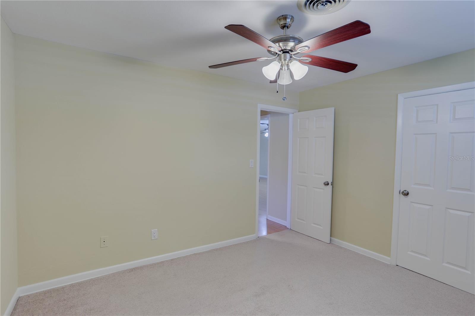 ENGLISH ESTATES UNIT 2 - Residential Lease