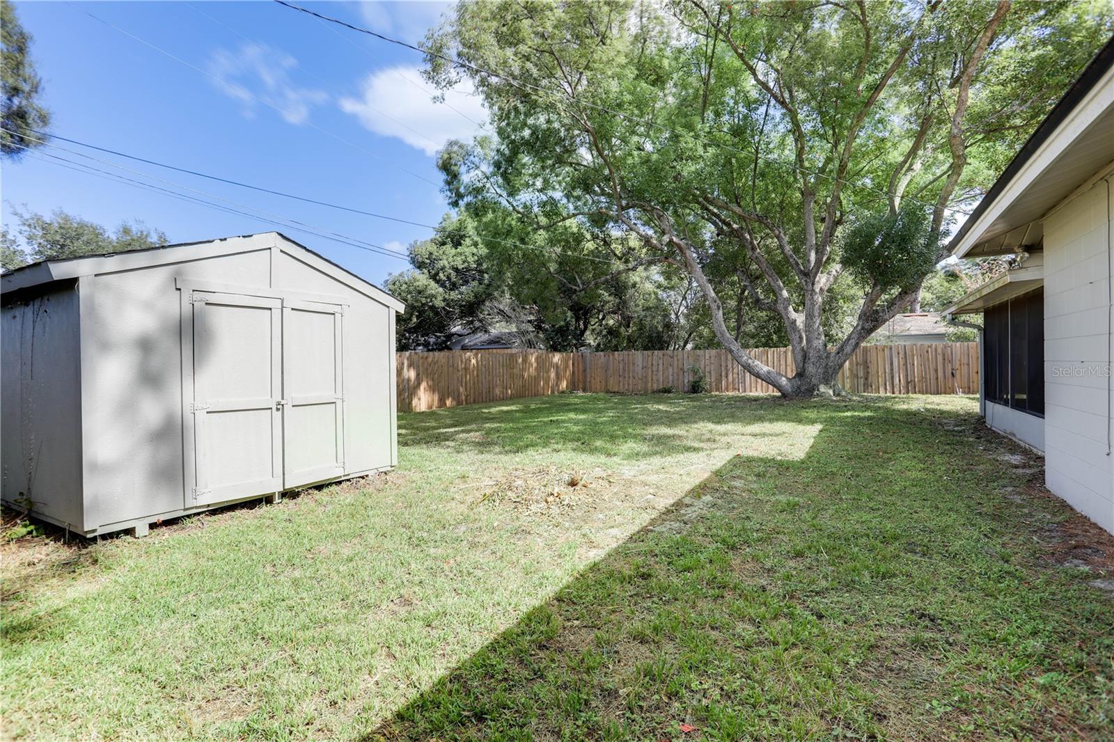 ENGLISH ESTATES UNIT 2 - Residential Lease