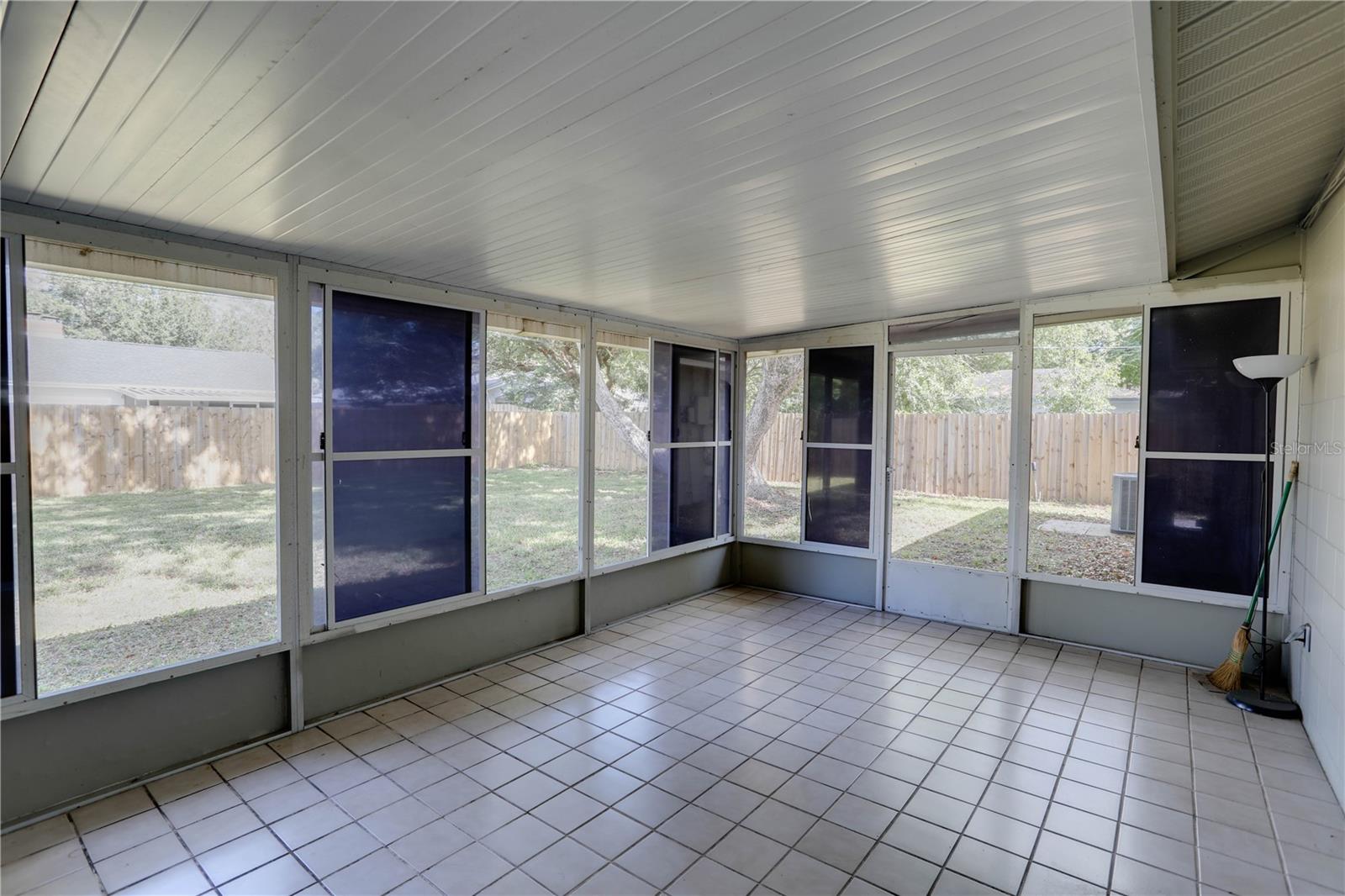 ENGLISH ESTATES UNIT 2 - Residential Lease