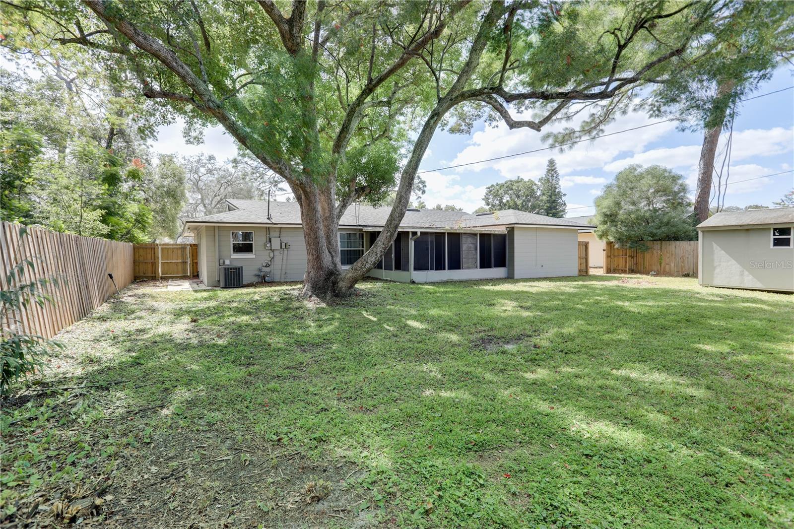 ENGLISH ESTATES UNIT 2 - Residential Lease