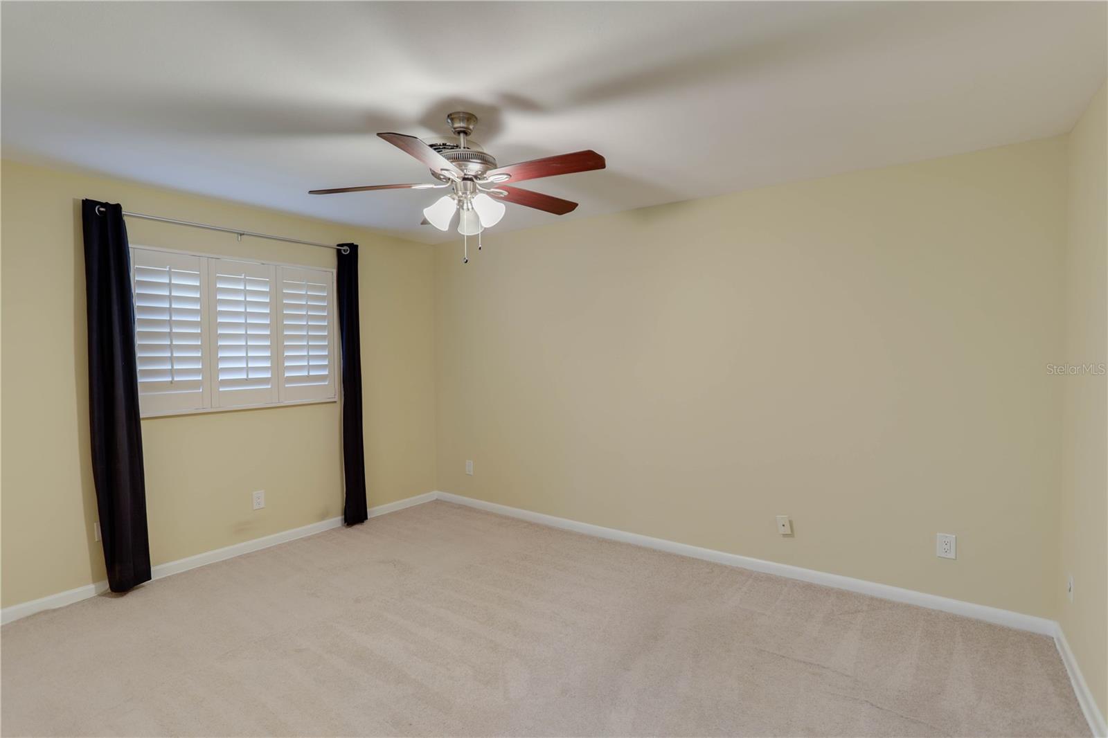 ENGLISH ESTATES UNIT 2 - Residential Lease