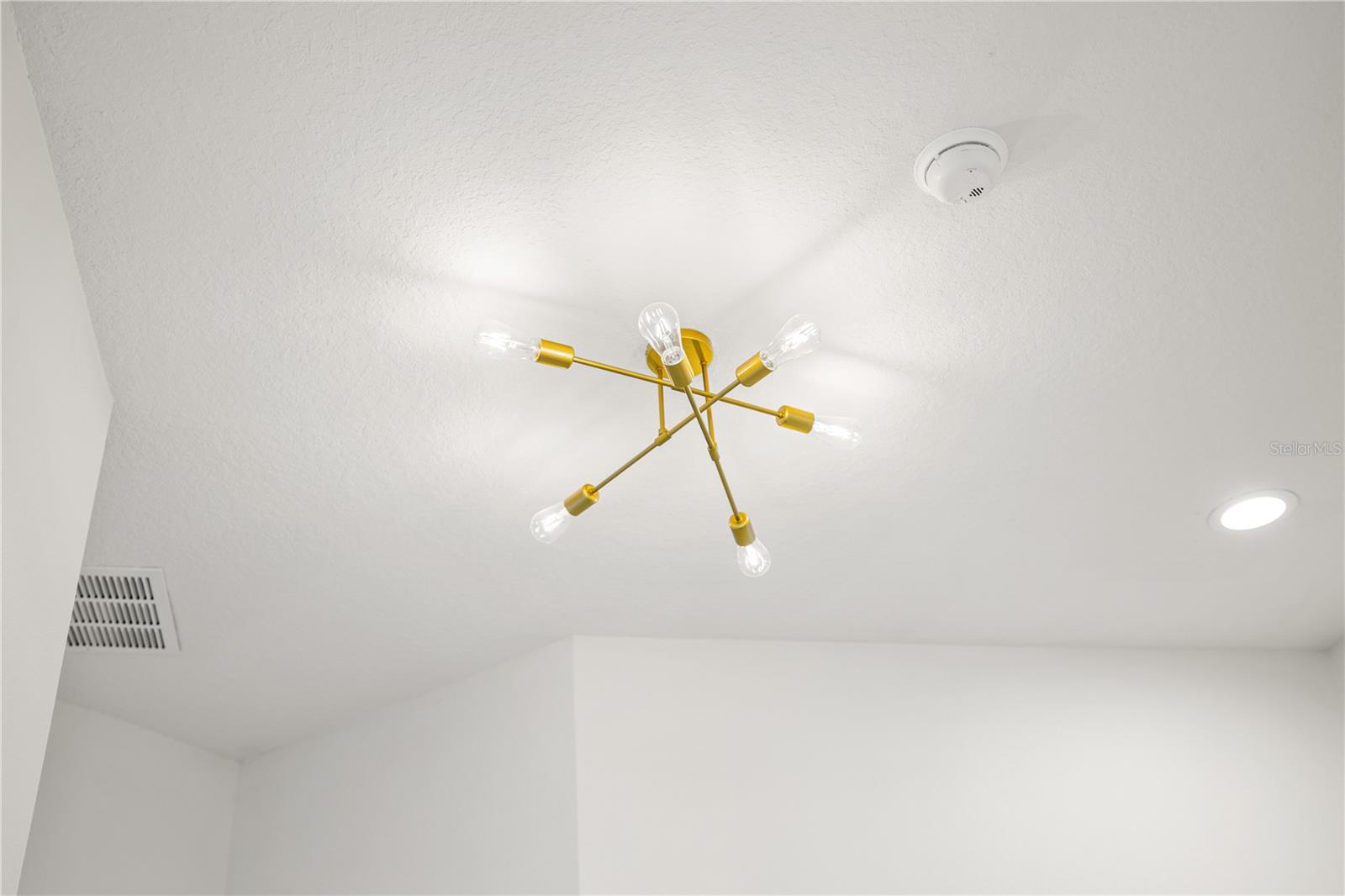 WICKHAM PK - Residential Lease