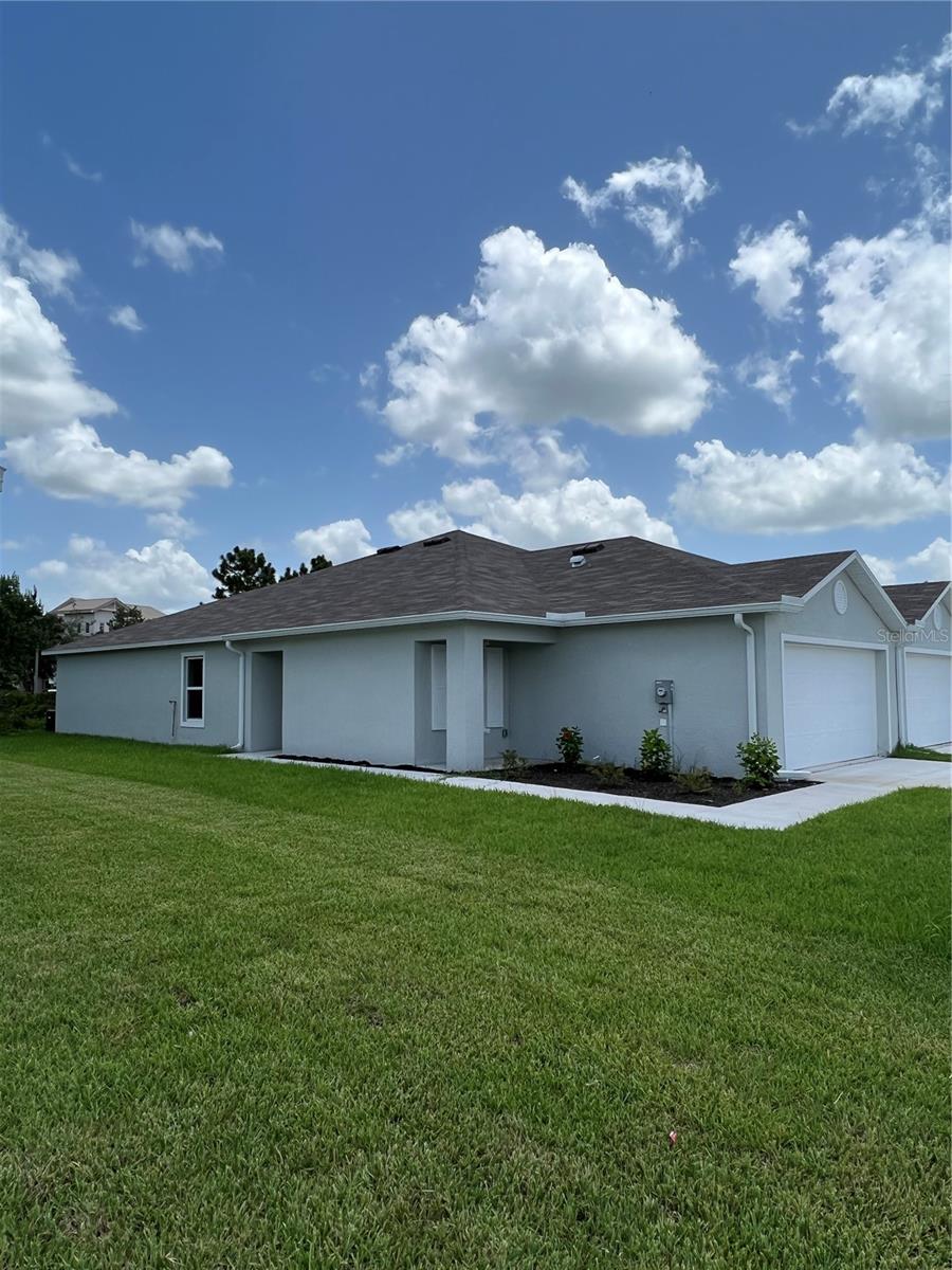 VISTANNA VILLAS - Residential Lease