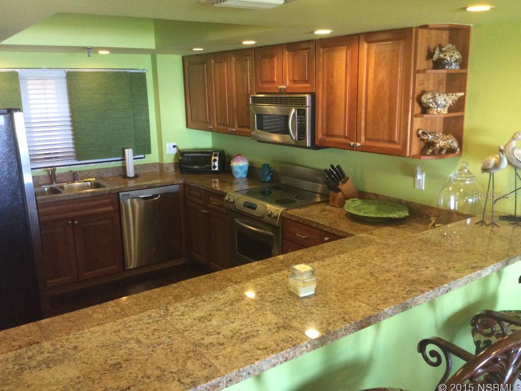 Sandpiper Towers Condo - Residential