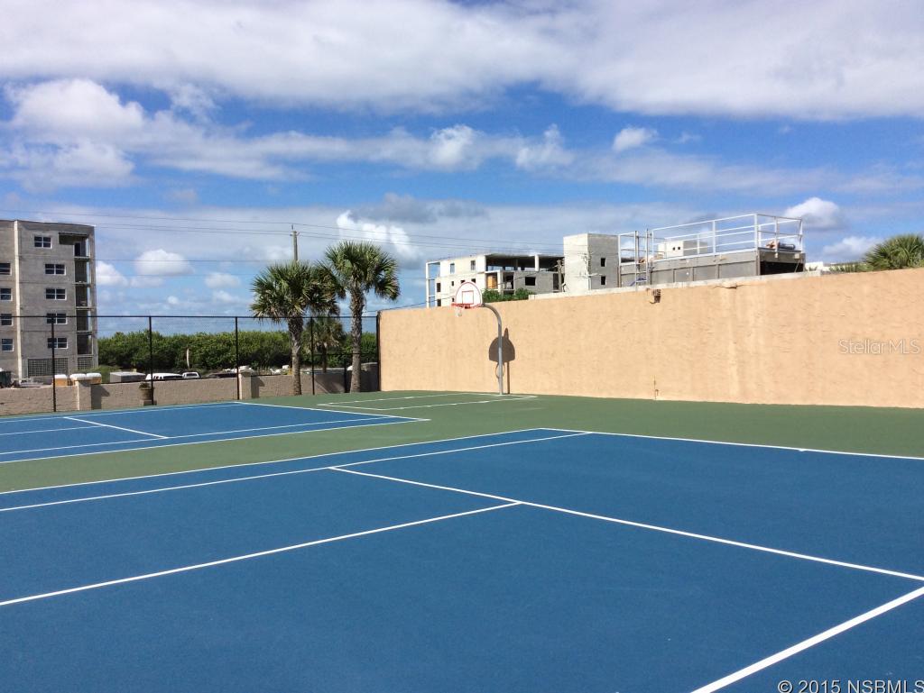 Sandpiper Towers Condo - Residential