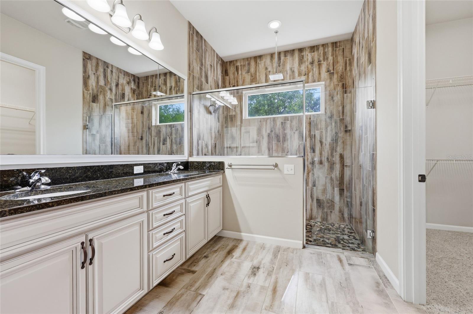 ARBOR GREENS PH II UNIT II - Residential