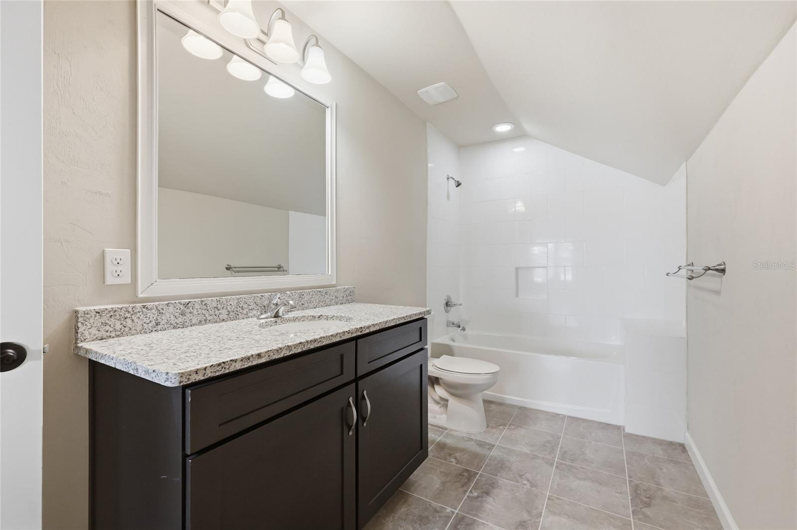 ARBOR GREENS PH II UNIT II - Residential