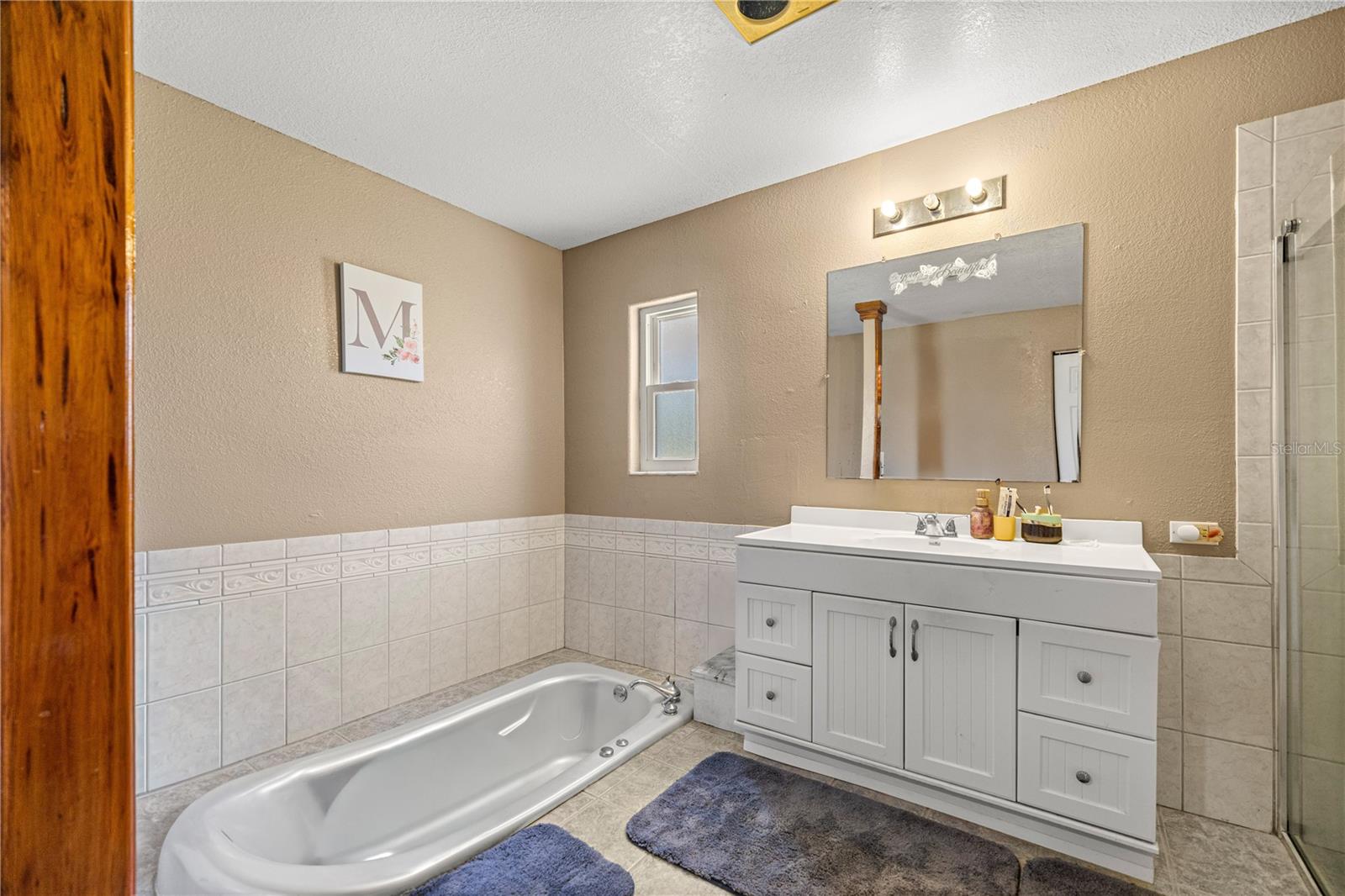 LEISURE ACRES UNIT 01 - Residential