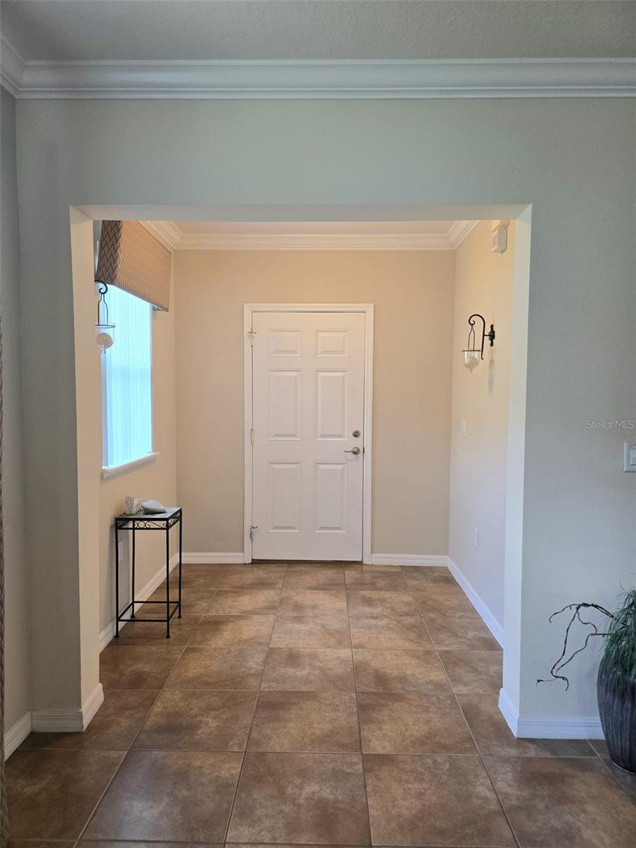 604 STONELEAFE LANE
