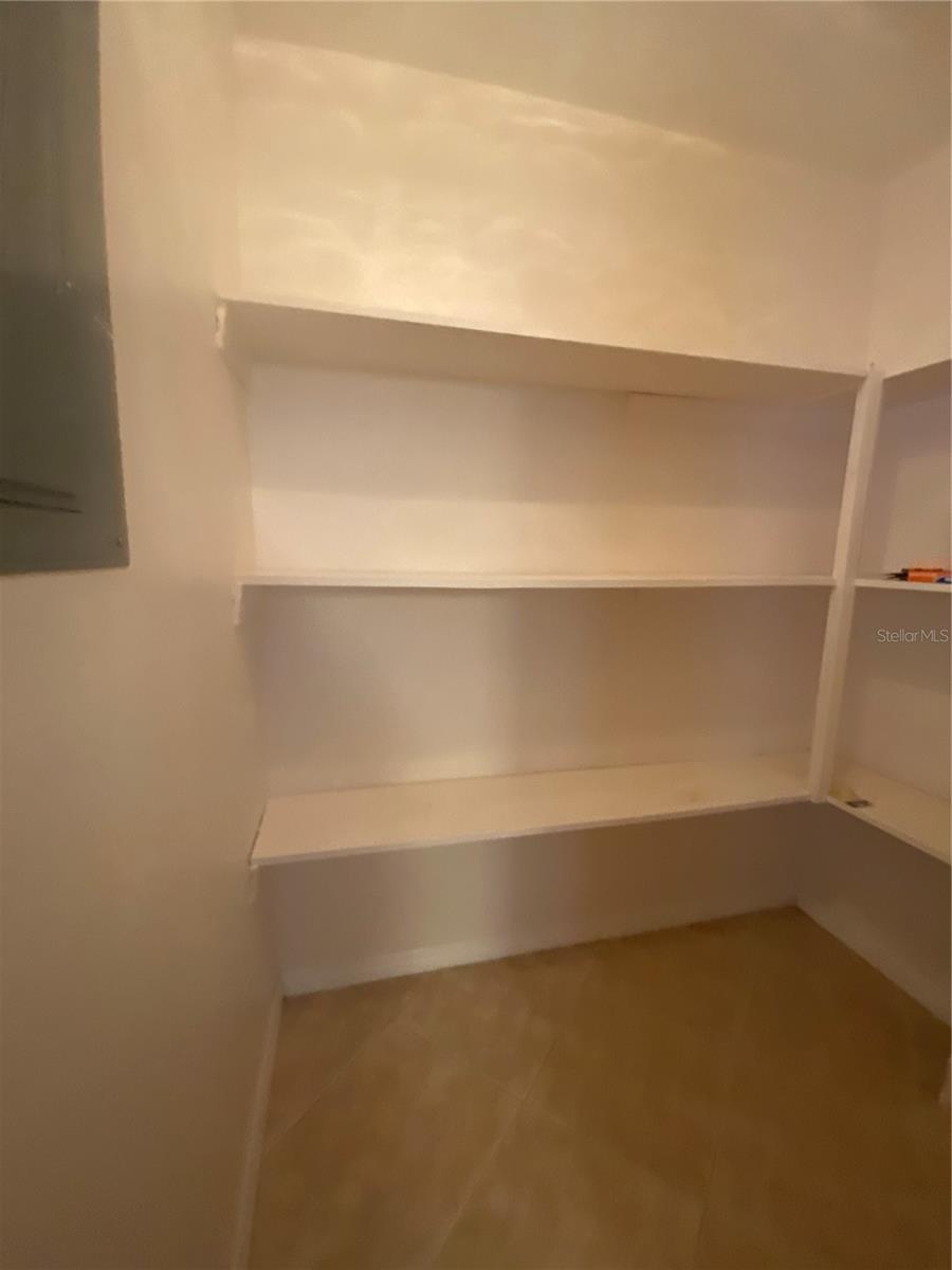 BEULAH CONDO PH 01 - Residential Lease