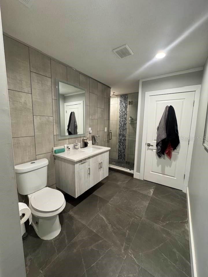 BAY LAKES AT GRANADA SEC 05 - Residential