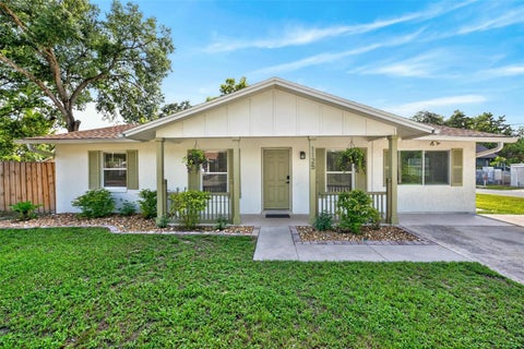 1125 N Tremain Street, Mount Dora, FL 32757