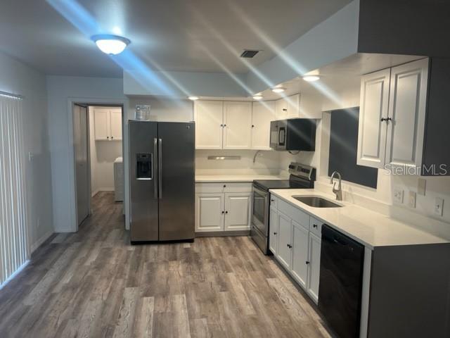 APOLLO BEACH UNIT EIGHT - Residential Lease