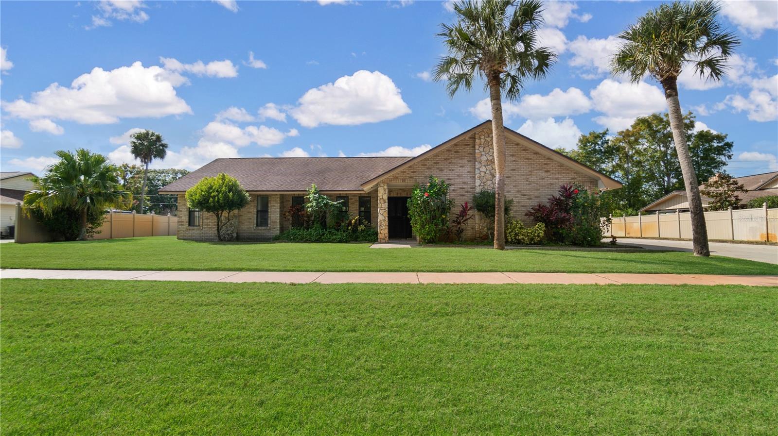 PELICAN BAY PH 03 UNIT 02 - Residential