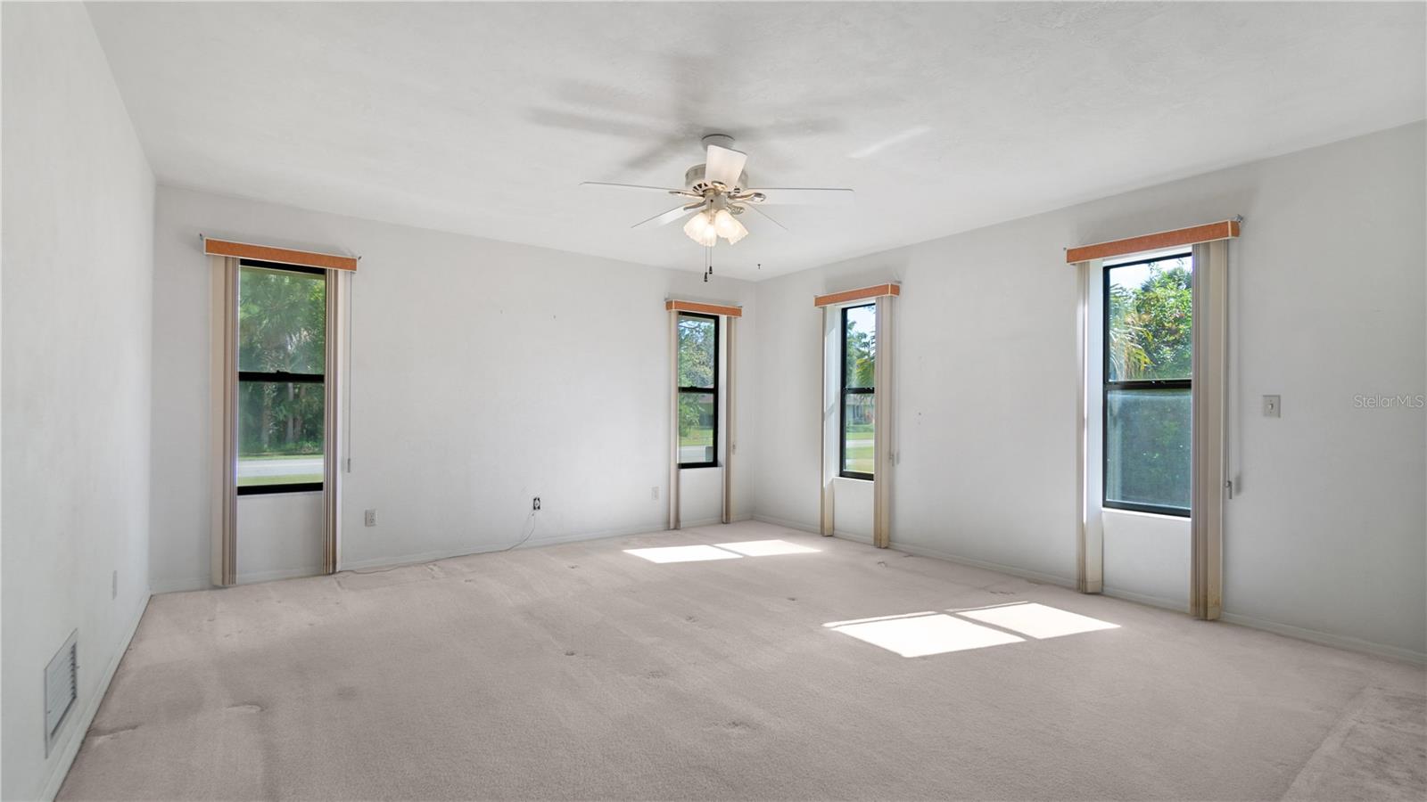 PELICAN BAY PH 03 UNIT 02 - Residential