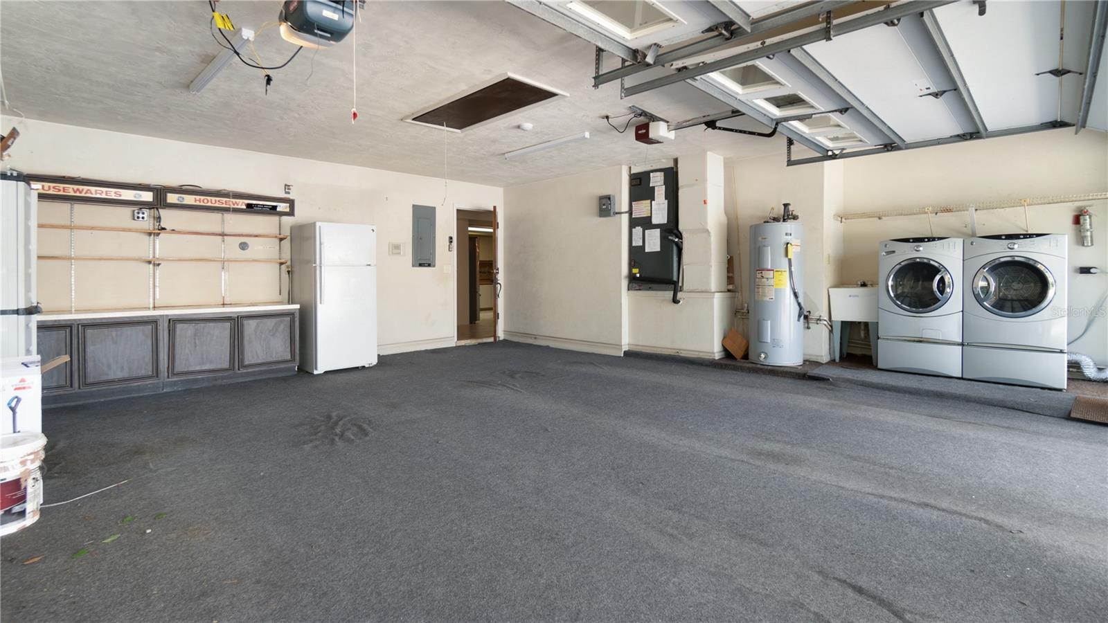 PELICAN BAY PH 03 UNIT 02 - Residential