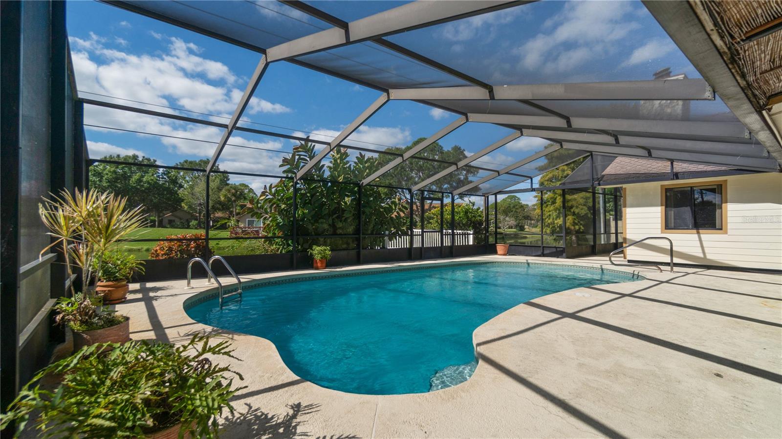 PELICAN BAY PH 03 UNIT 02 - Residential