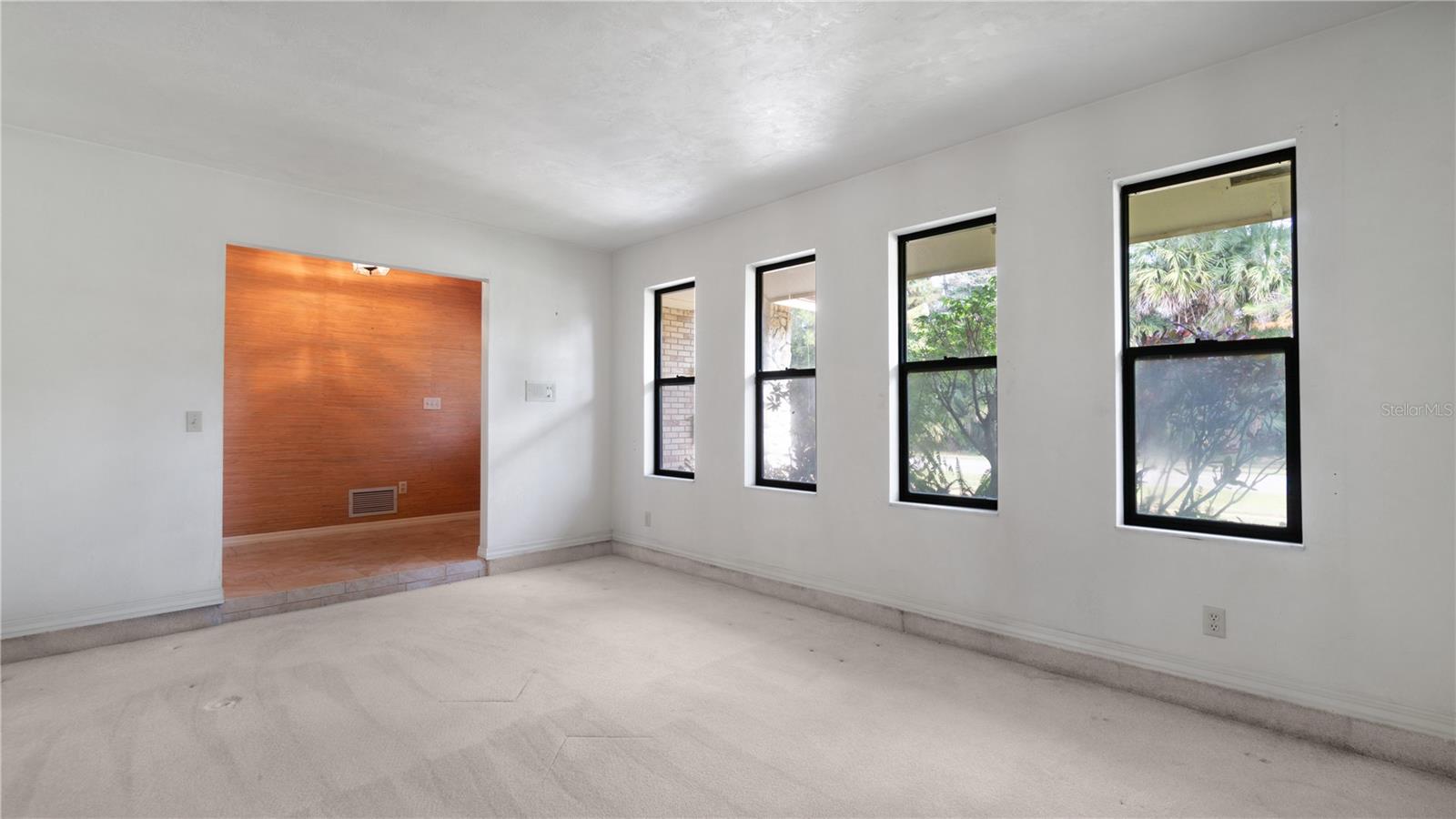 PELICAN BAY PH 03 UNIT 02 - Residential