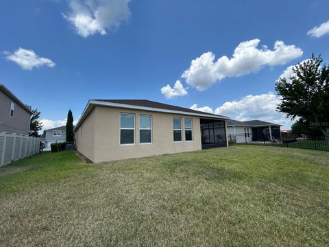 A home in EUSTIS