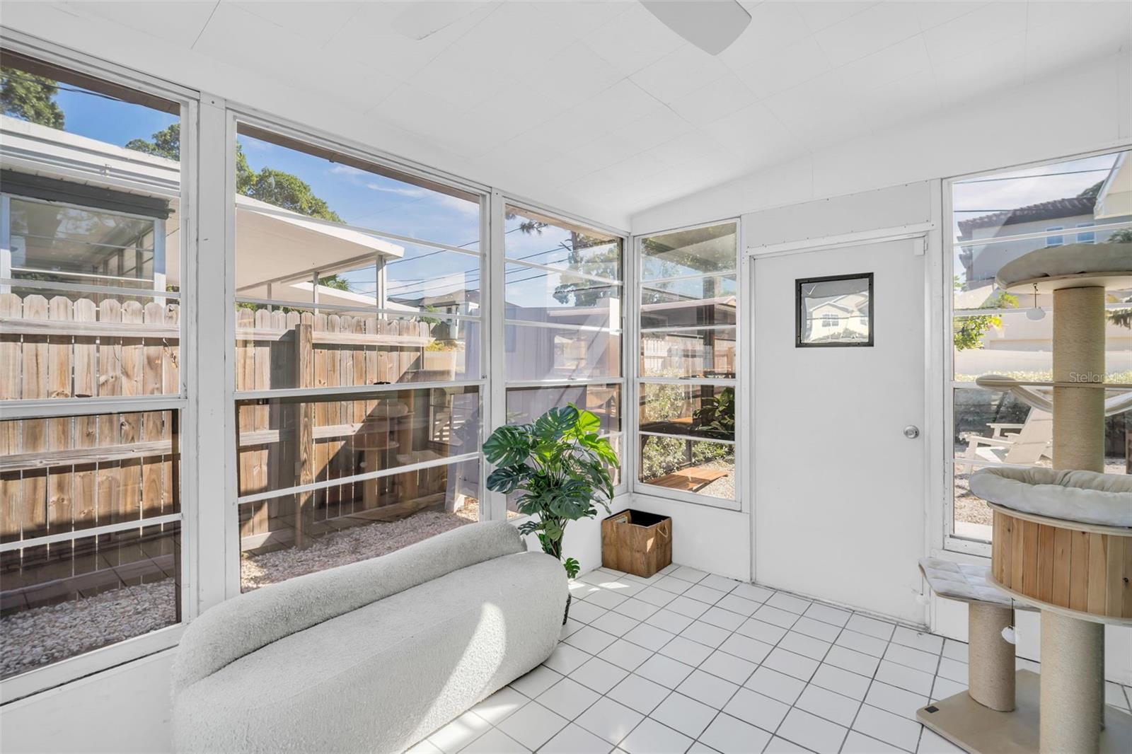 HARCOURT - Residential