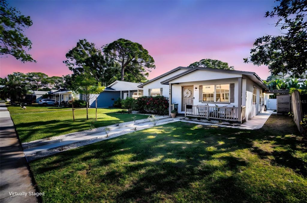 Photo of 218 49th Avenue N, St Petersburg, FL 33703 (MLS # TB8435096)