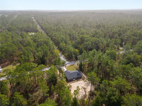 A home in DUNNELLON