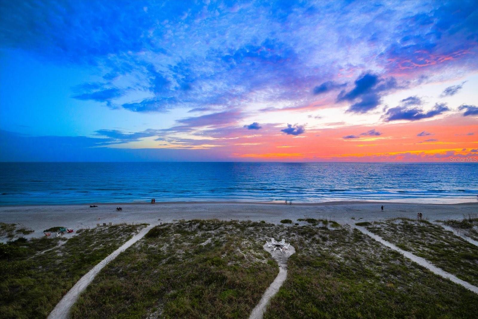 ONELLA CONDO - Residential