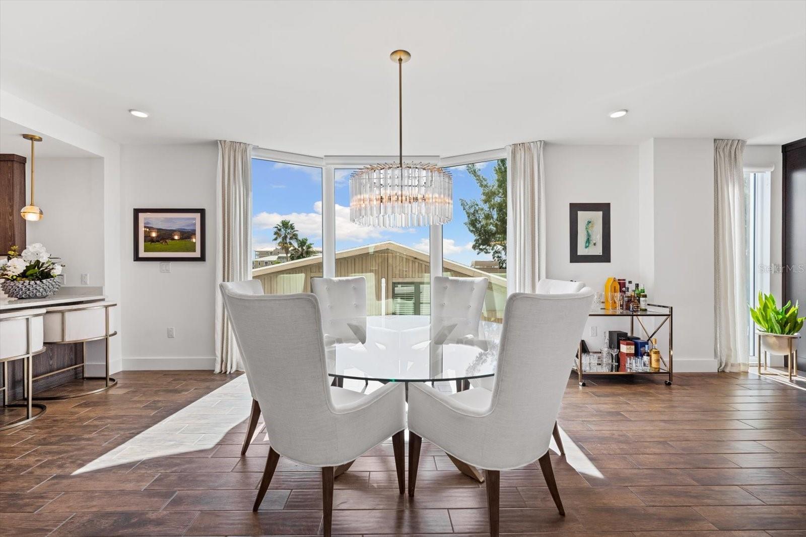 ONELLA CONDO - Residential