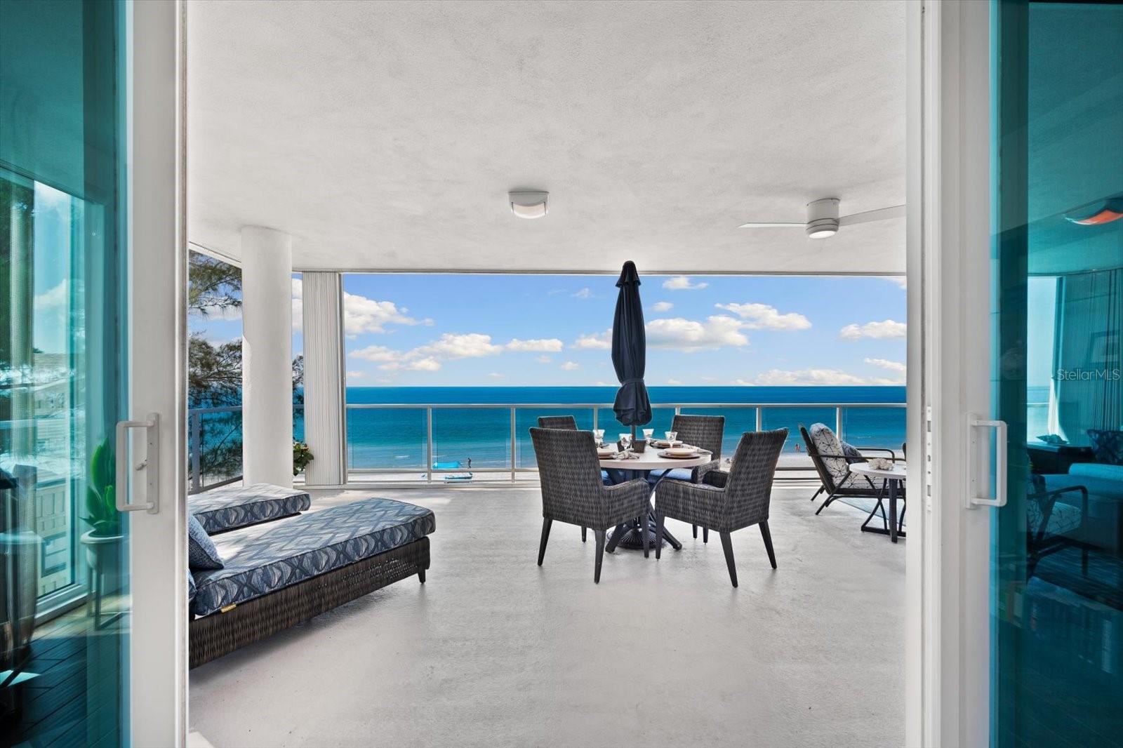 ONELLA CONDO - Residential