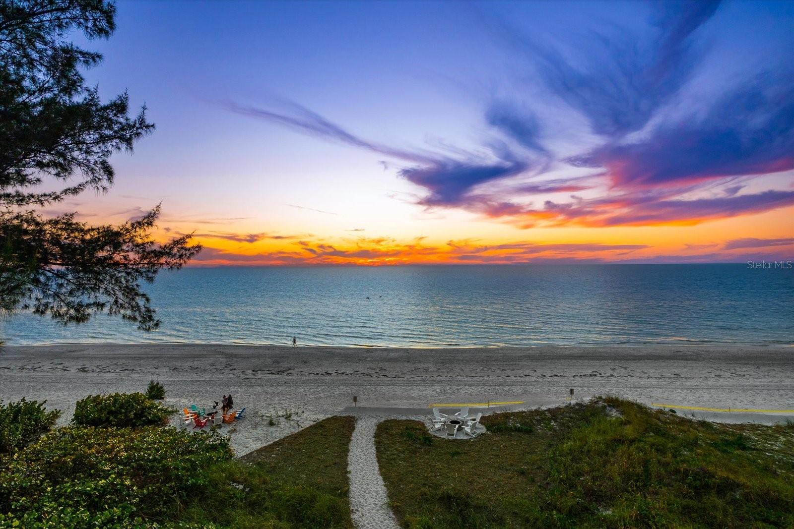 ONELLA CONDO - Residential