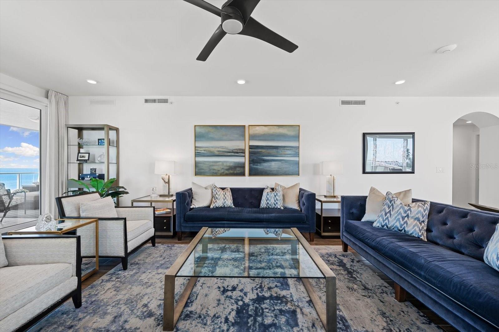 ONELLA CONDO - Residential