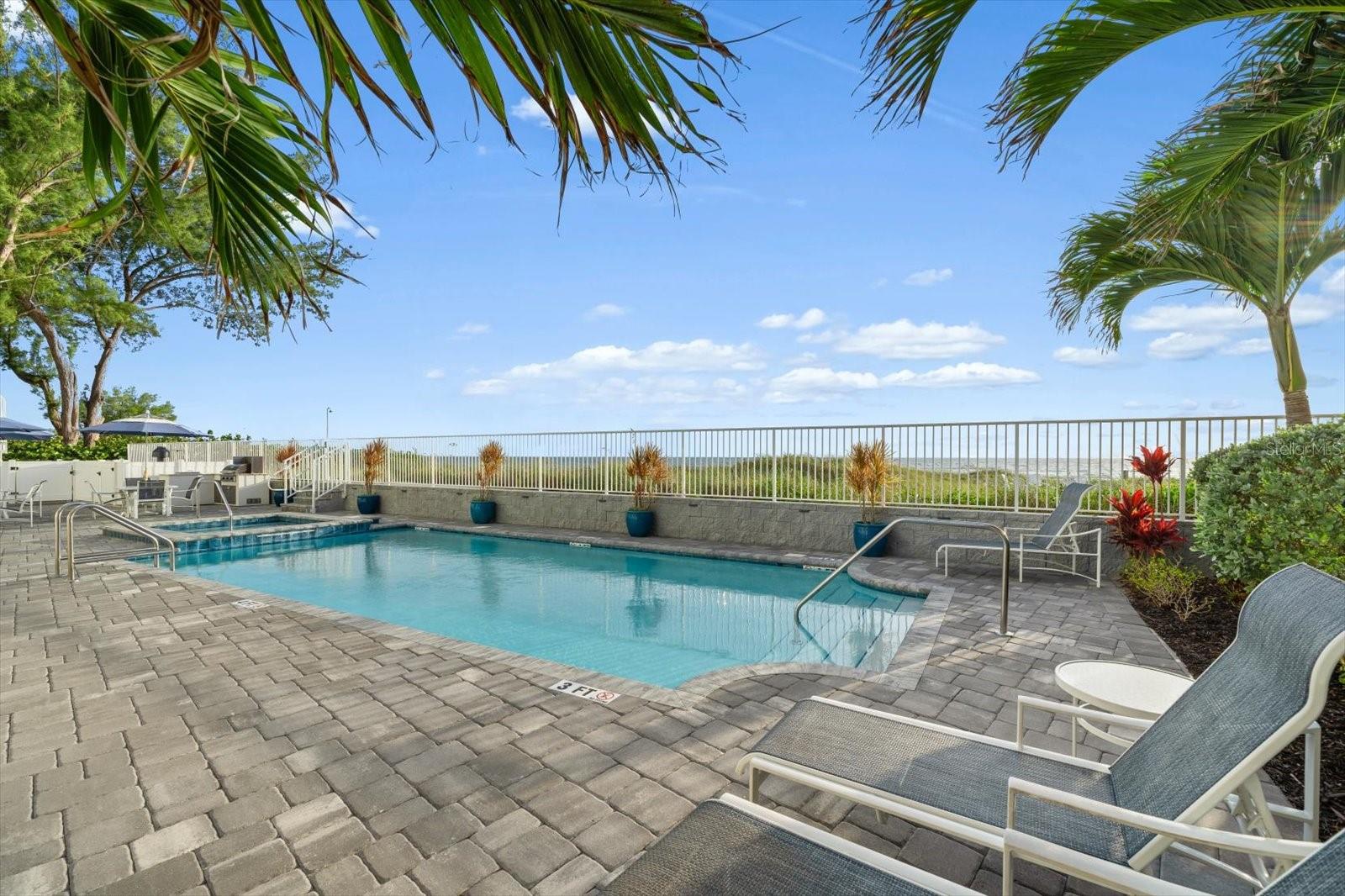 ONELLA CONDO - Residential