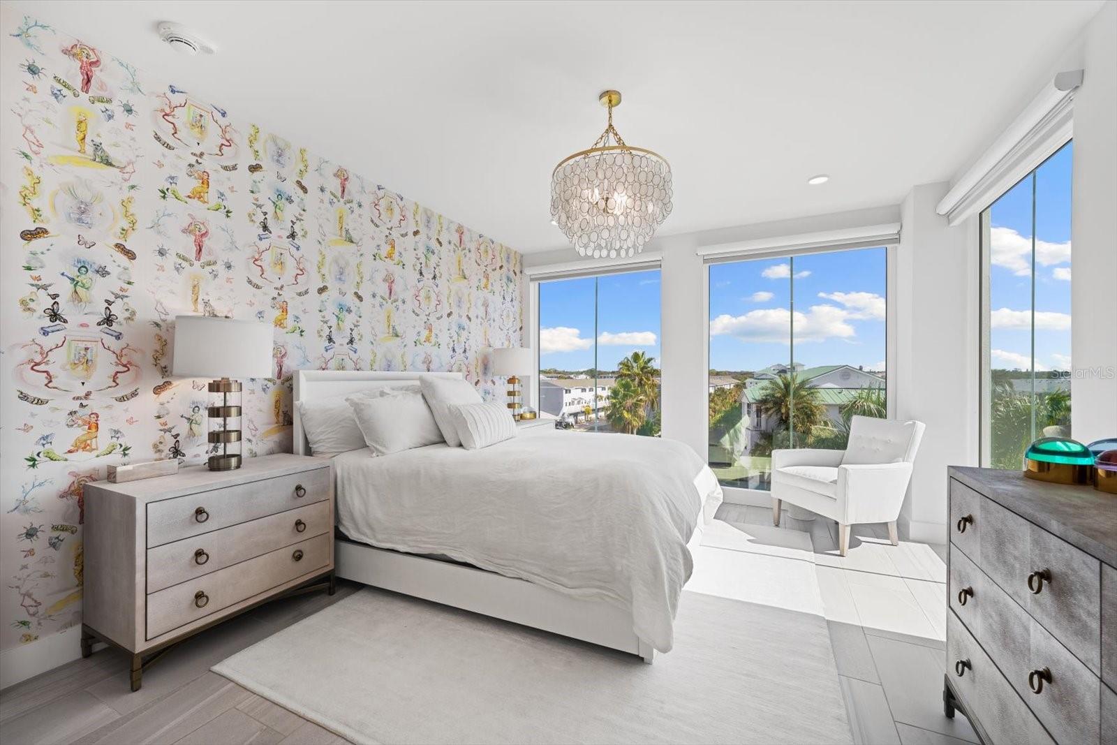 ONELLA CONDO - Residential