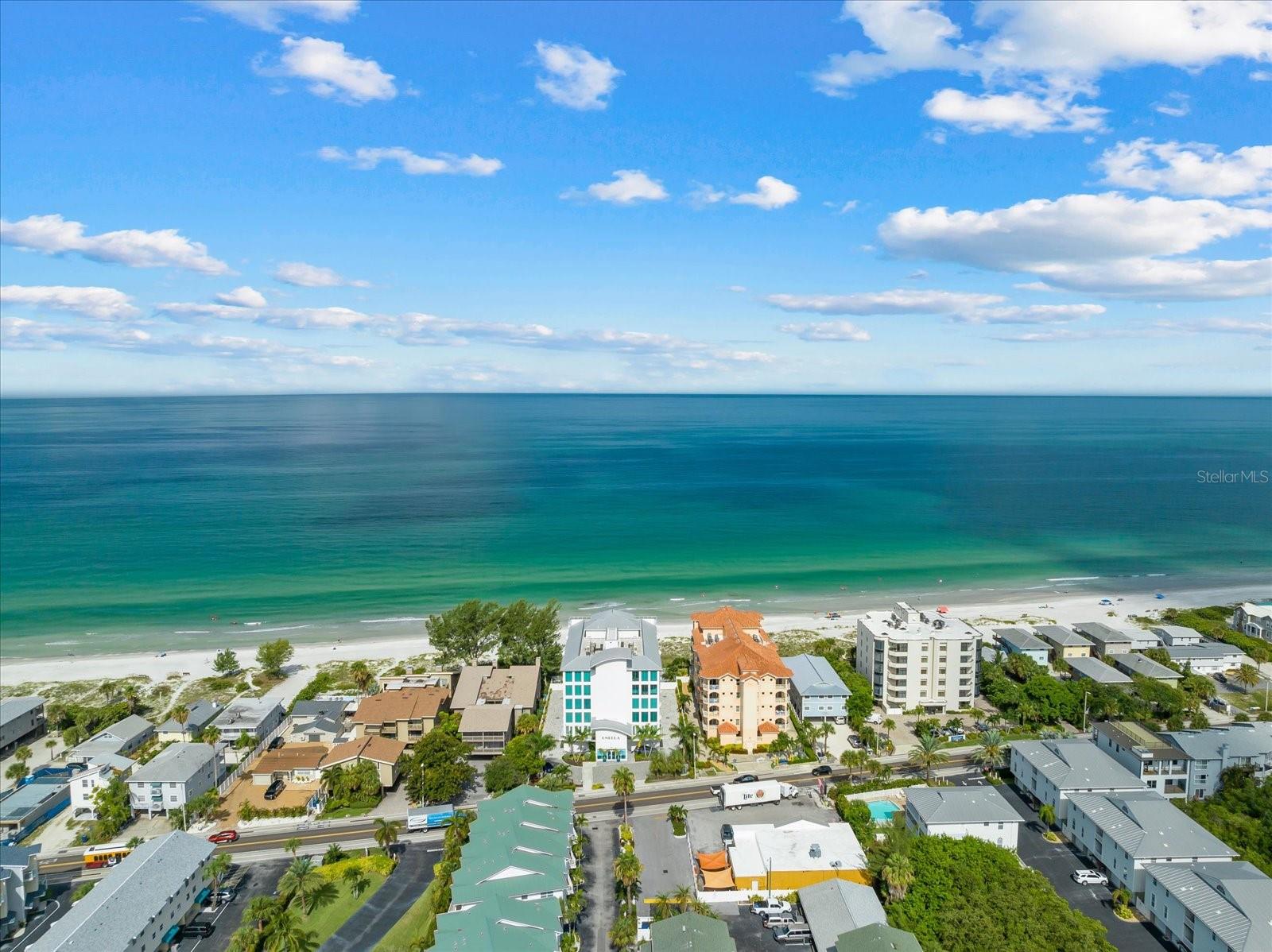 ONELLA CONDO - Residential