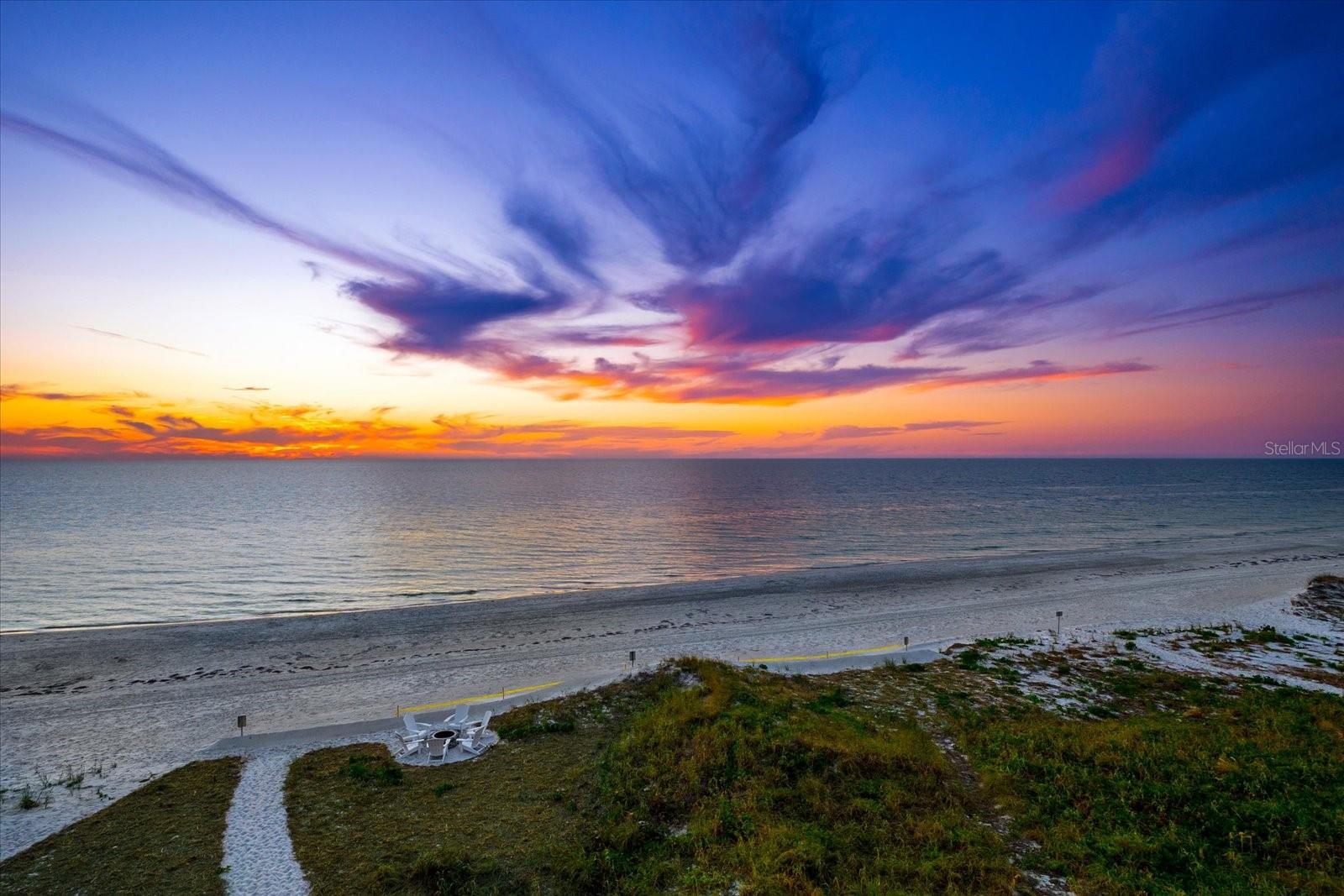 ONELLA CONDO - Residential