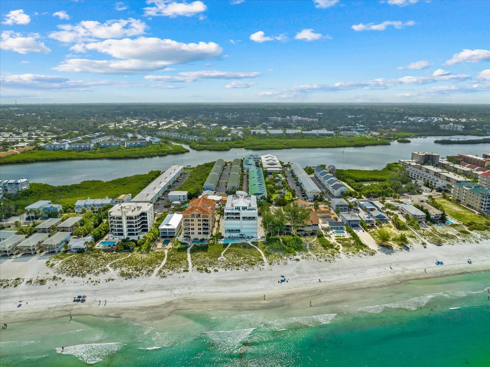 ONELLA CONDO - Residential