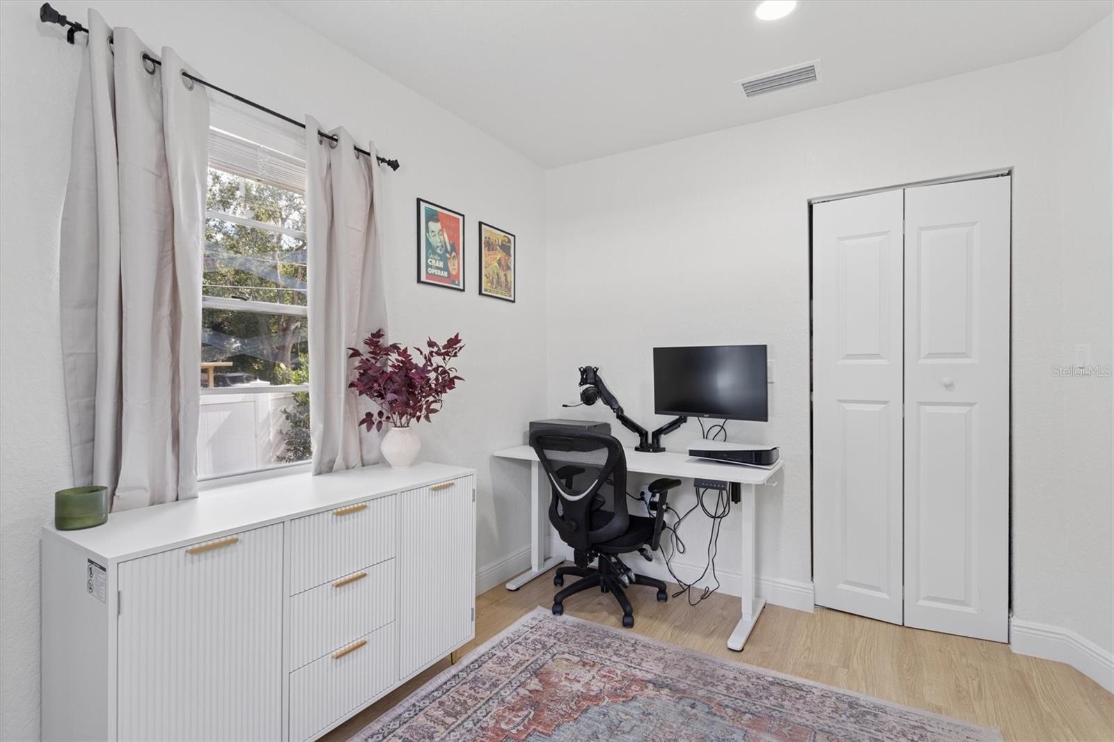 UNITY CIRCLE REV - Residential